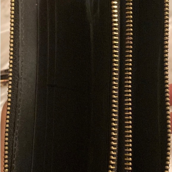 Wallet - Picture 3 of 3